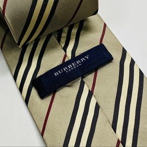 Burberry Tie (Flaws)